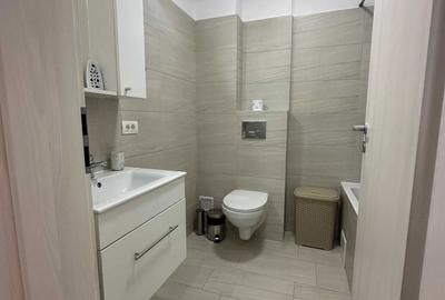 Garsonieră decomandată în Central