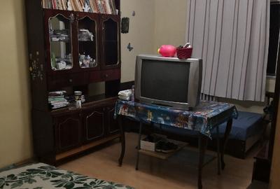 Apartament 3 camere decomandat etaj 3/4 Nicolina 1 - 2