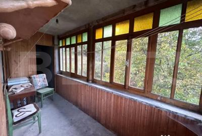 Casă cu 4 camere cu Teren 2000 Mp în Central - 8