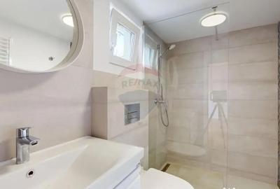 Casă cu 5 camere cu Teren 540 Mp în Central - 1