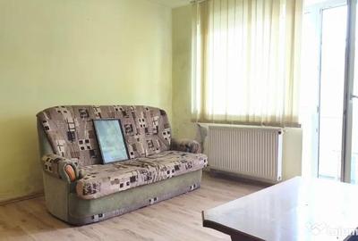 Apartament cu 4 camere semidecomandat în Gojdu - 3