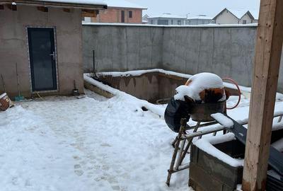 Casă cu 4 camere în Moșnița Veche - 2