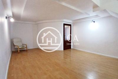Apartament cu 4 camere la curte comuna de vanzare Ultracentral, Oradea - 8