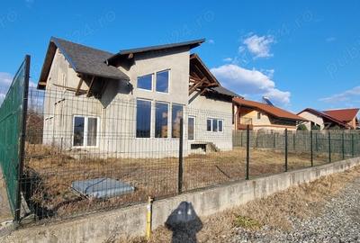 Casă cu 6 camere în Bujoreni - 6