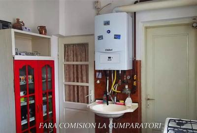 Apartament cu 3 camere semidecomandat în Central - 9