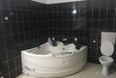 Casă cu 4 camere cu Teren 350 Mp în Central - 5