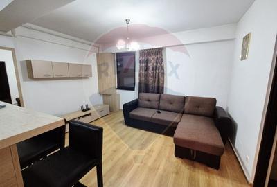 Apartament cu 3 camere de vânzare în zona Berceni - 2