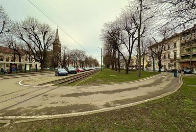 Apartament cu 2 camere semidecomandat în Ultracentral