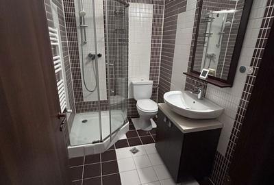 Apartament cu 3 camere decomandat în Central - 1