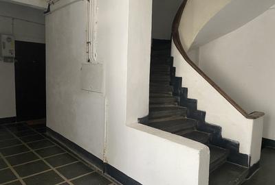 Garsonieră decomandată, mobilată în Universitate - 13
