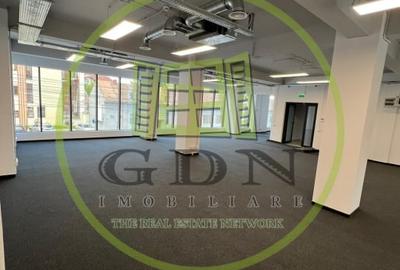 Birou, de 209.80000305176 mp, în Central - 14