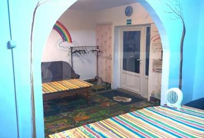 Apartament cu 4 camere decomandat în Central - 3
