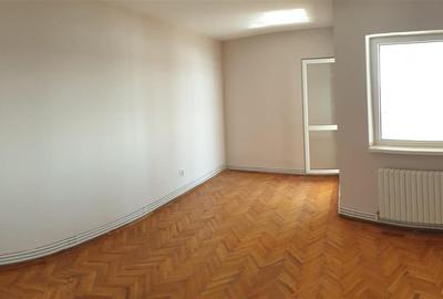 Apartament cu 3 camere decomandat în Călărași - 7
