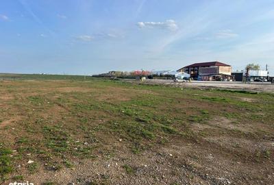 Teren de 3600 mp, în Central - 7