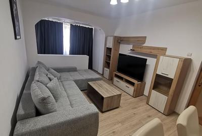INCHIRIEZ apartament 3 camere decomandat,renovat,zona Mihai Viteazul - 2