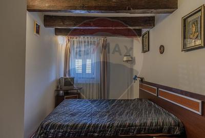 Casă individuală cu 4 camere cu Teren 5576 Mp în Bunești - 16