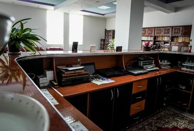 Casă individuală cu 11 camere cu Canalizare în Moieciu de Jos - 4