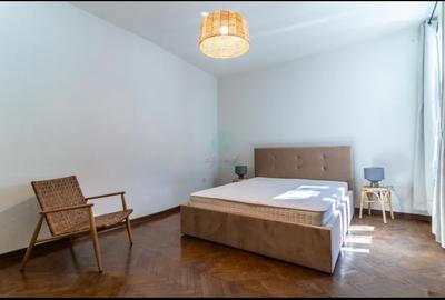 Villa 20 rooms for sale / Calea Victoriei - 12