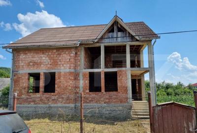 Casa de vanzare la ro?u, Ca?eiu 250 mp utili ?i te - 4