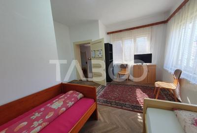 Casă cu 6 camere cu Canalizare în Central - 23