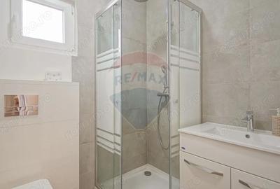 Casă cu 3 camere cu Teren 1400 Mp în Stupini - 8