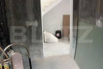 Casă cu 2 camere cu Teren 1000 Mp în Central - 5