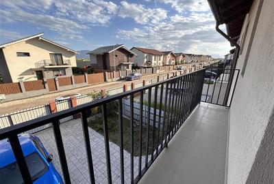 Duplex cu 4 camere cu Canalizare în Sânpetru - 15
