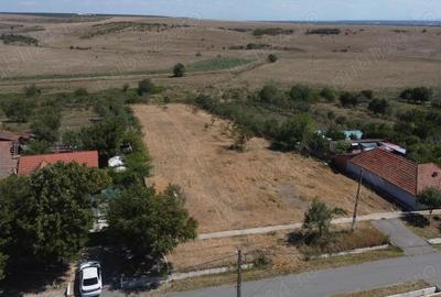 Teren intravilan pentru casa 3400 MP cu priveliste superba - 1