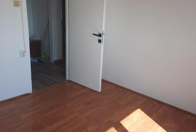 Apartament cu 3 camere decomandat în Aluniș - 3