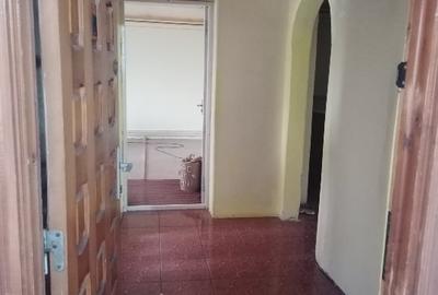 Vând apartament cu 3 camere, garaj și beci - 7
