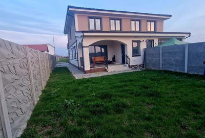 Casă cu 4 camere în Nord - 3