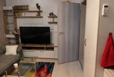 Apartament cu 2 camere în Păcii