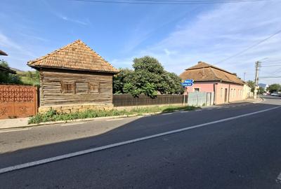 Casă cu 4 camere în Iara - 8