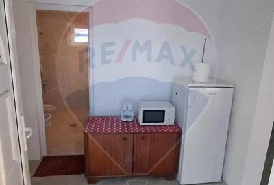 Casă cu Teren 800 Mp în Gălățeni - 1