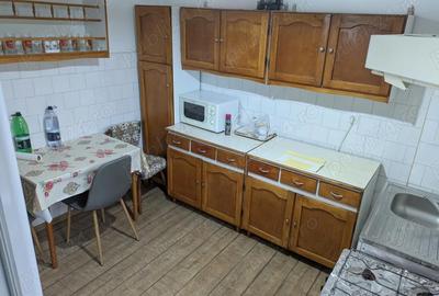 Apartament cu 3 camere decomandat în Central - 3