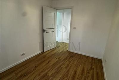 Apartament cu 4 camere semidecomandat, mobilat în Dacia - 14