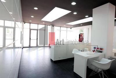 Spațiu comercial, de 106 mp, în Central - 1