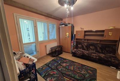 Apartament cu 3 camere semidecomandat în Astra - 5