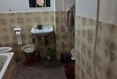 Apartament cu 2 camere semidecomandat în Central - 1