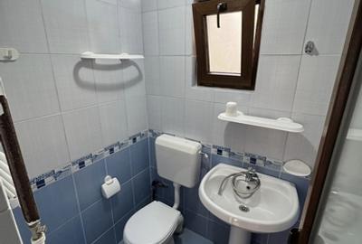 Casă cu 8 camere cu Teren 500 Mp în Central - 3