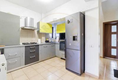 Apartament 3 camere Valea Oltului Apartament 3 camere Valea Oltului - 1