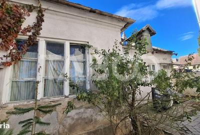 Casă cu 3 camere cu Canalizare în Central - 3