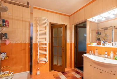 FILM! Casa distincta,P M,5 camere,garaj dublu,sauna,ciubar:c - 10