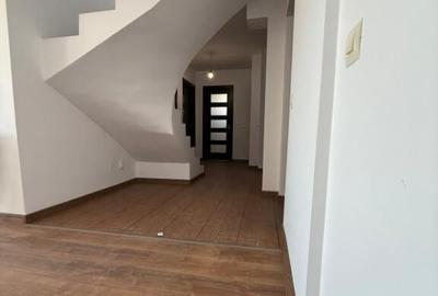 Apartament cu 3 camere si mansarda,bragadiru - 11
