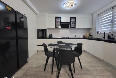 Casă cu 4 camere cu Teren 100 Mp în Central - 22