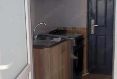 Garsonieră decomandată în Tractorul - 2