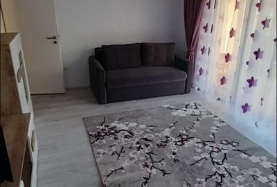 Apartament cu 2 camere decomandat, mobilat în Tractorul - 3