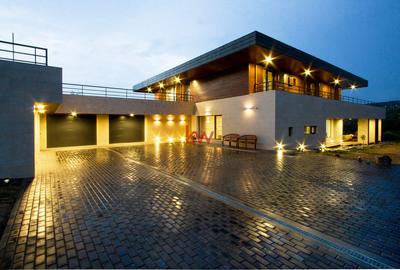 Casă individuală cu 5 camere cu Canalizare în Bârnova - 1