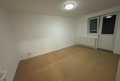 Apartament cu 3 camere decomandat în Ultracentral