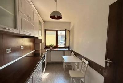 Apartament cu 2 camere decomandat, mobilat în Bartolomeu